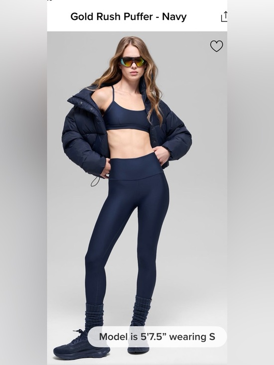 Alo Yoga NWT Gold Rush Puffer Jacket Navy Blue Size M - Picture 5 of 12